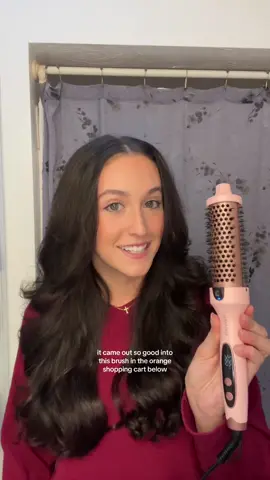 Wavytalk thermal brush on curly hair for the 90s blowout look #blowout #thermalbrush #wavytalk #curlyhair #wavyhair #hairtools #hair #90sblowout #tiktokshopholidaydeals #tiktokshopholidayhaul #tiktokshop 