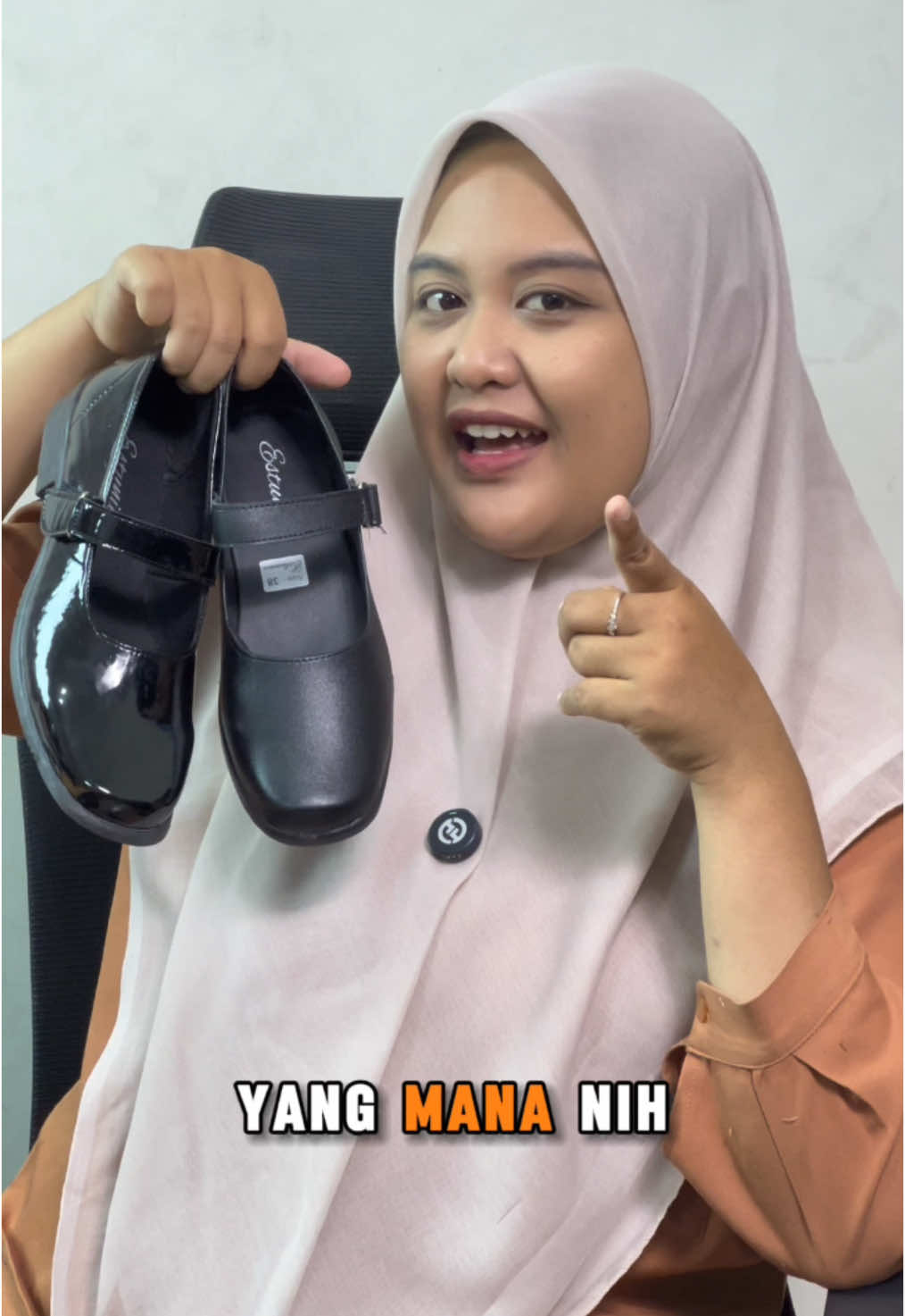 Sepatu pantofel wanita🤩🔥🤭 #wibgajian #yearendsale #cuantanpabatas #sepatupantofel #pantofel #sepatupantofelwanita #sepatuwanita #sepatucewek #sepatu #sepatukerja #sepatusekolah 