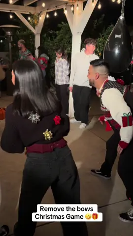 Friendsmas 2024 🎄 #fyp #christmas #viral #tiktok #friendmas #holiday #christmasgames #funny #laughing #2024 