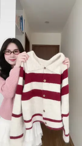 Áo cdg kẻ nay mí lên đc video cho mấy bà đây hehee😽, mix với chân váy xếp ly hay cvay nào cũng okela íi🥳 #outfitoftheday #xuhuong #outfitideas 