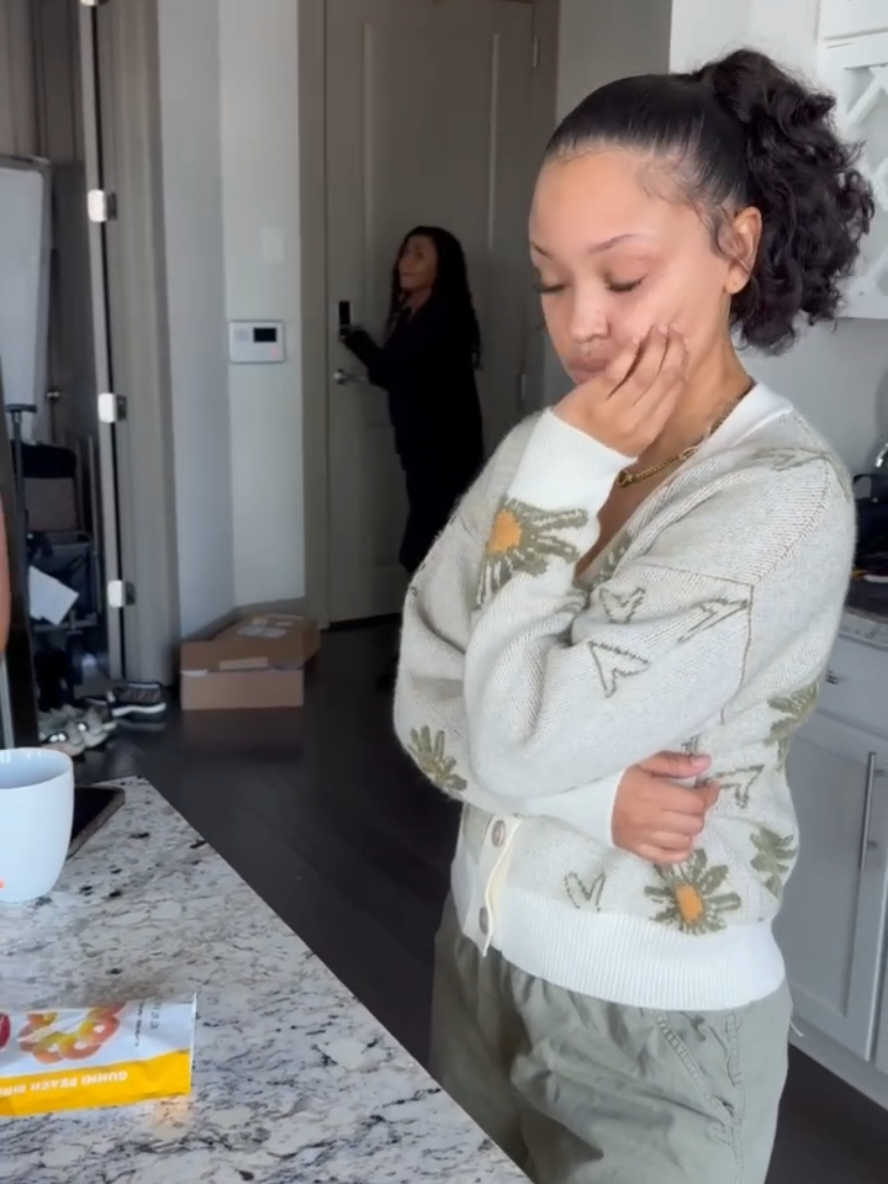 Helen tries to get Athena to tell Sarah the truth, Goes Wrong