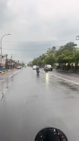 Ngawi After Rain #hujan #ngawi24jam #fyp #story #nyantai 