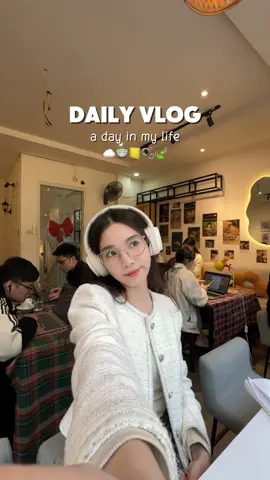 Vẫn là cà fơ học bài rùi đi sốp ping đồ JM cho bạn iu ạ 🤓  #haeng04 #foru #viral #fyp #JMdressdesign #JDD #JMxTieuVy #JMmerrychristmas #JMhanoi