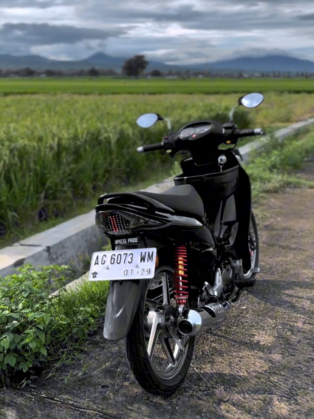 Sering di kata motor pajangan padahal full harian🗿🗿#suzukismash110 #indostyle🇲🇨 #bebek110 #smashnew110 #properstyle🇮🇩 #properasik☝ #fd110gank 