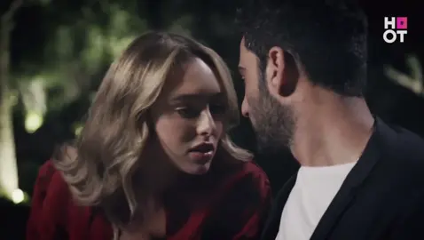 עומר נודלמן מתנשקת #עומרנודלמן @Omernudelman 