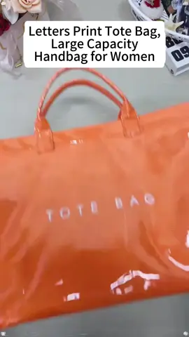 The leopard print on this viral tote bag is perfection! #tote #totebags #totebagaesthetic #leopard #leopardprint #viraltotebag #bag #tiktokshopholidayhaul #giftguide 