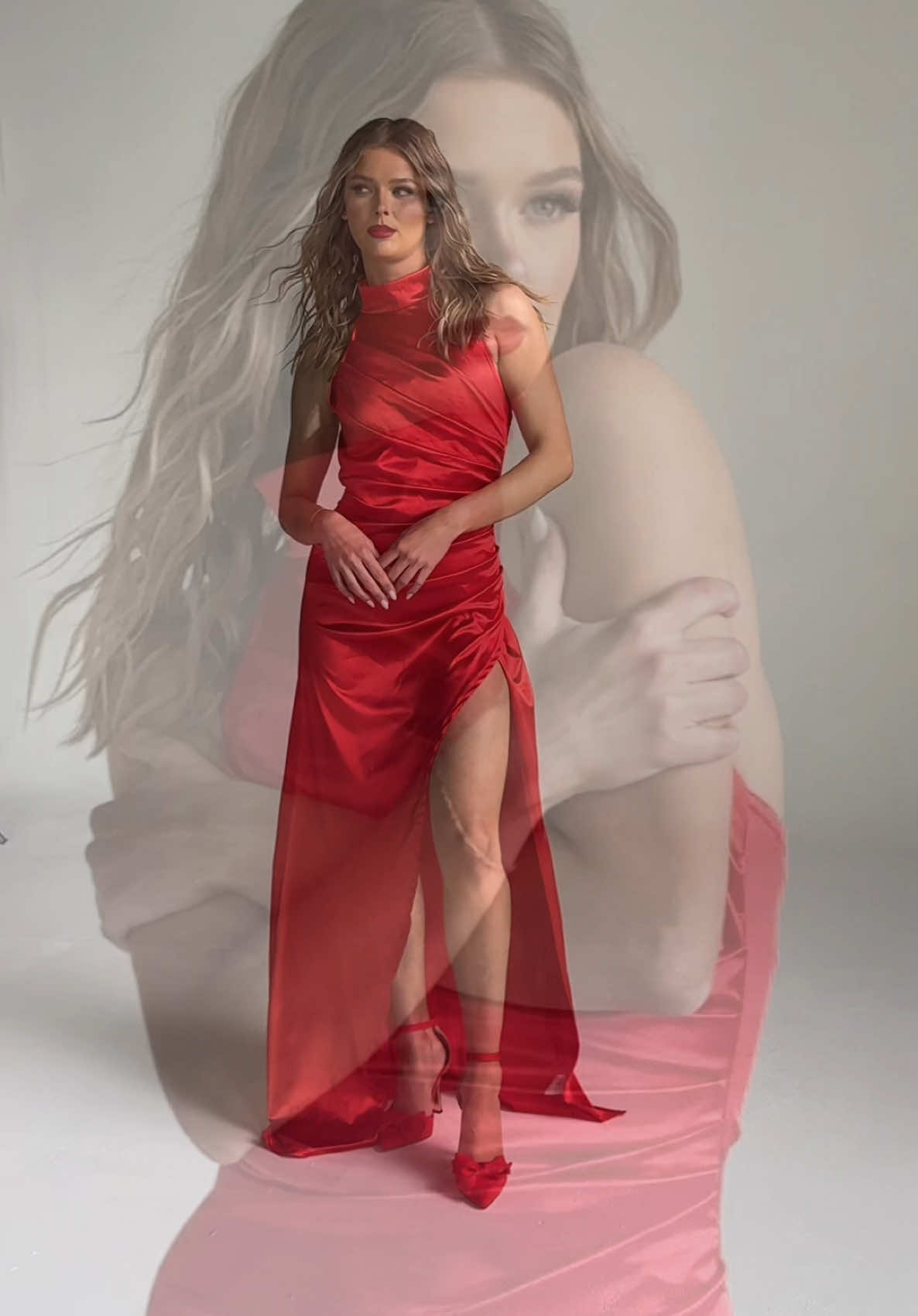 Bts with @becca🤍  Pro mua @Perla Marina ❄️🎁#mabmodelsri #agency #talentagency #newenglandtalent #mabmodels #photoshoot #highfashion #christmas #christmasshoot 