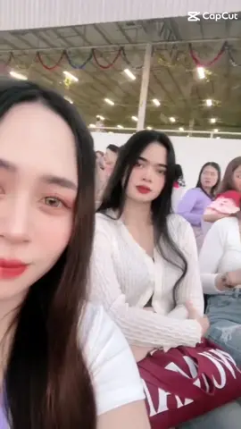 กินเลี้ยงบริษัท🍾🥂💗 #นิคมเวลโกรว์ 