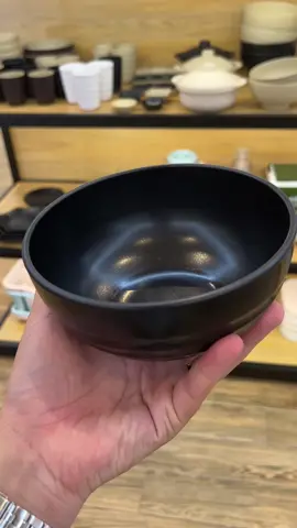 Chất lượng - nhựa zin 100% - đẹp - rẻ - lại còn bền bỉ. Em bảo hành với các bác chiếc bát này dùng 5 năm không hỏng. Sỉ chưa tới 10k ❤️❤️❤️