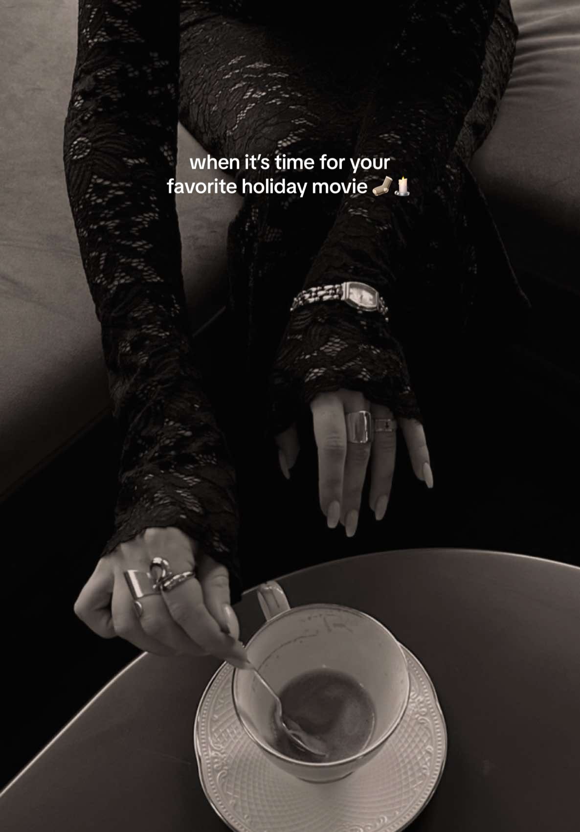 after watching mickey’s once upon a christmas, it was ofcourse time to watch mickey’s twice upon a christmas 🎅🏻🧦🕯️ | #disney #disneymovies #disneychristmas #nostalgic #christmas #christmasmovies #movienight #christmastiktok #christmas2024 #disneyplus #amberaimee #fyp #foryoupage #viral #trending #xycba 