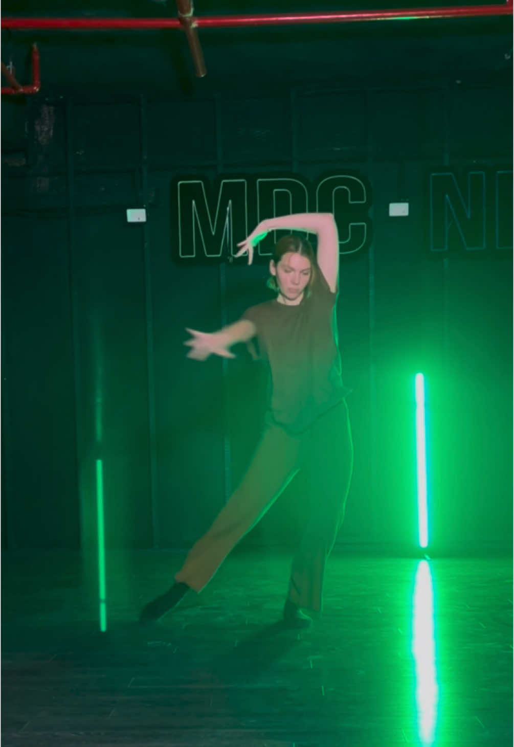 bu yıl biraz dans ettim 🩰🪩 #moderndans #contemporary #contemporarydance 