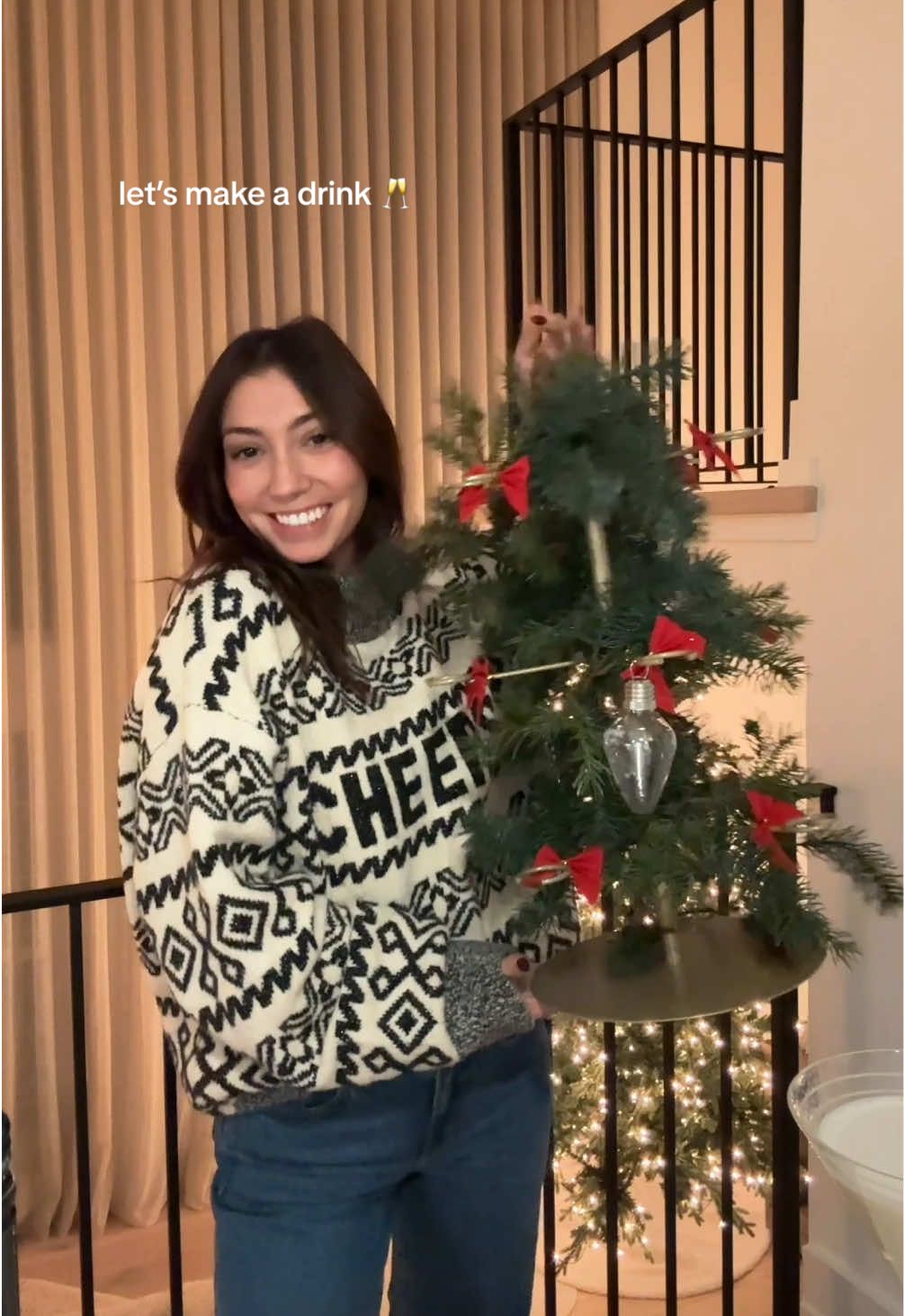 let’s make our christmas cocktail for my family’s 5th annual drink competition !!! 🎄🤪🥂