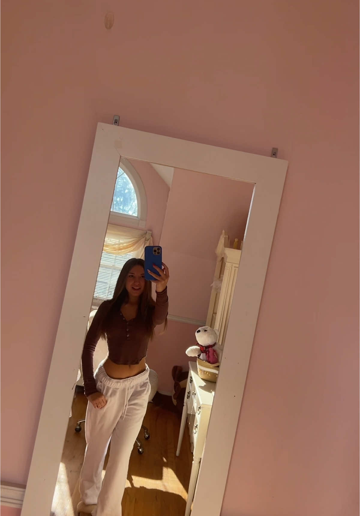 no makeup today 🤗