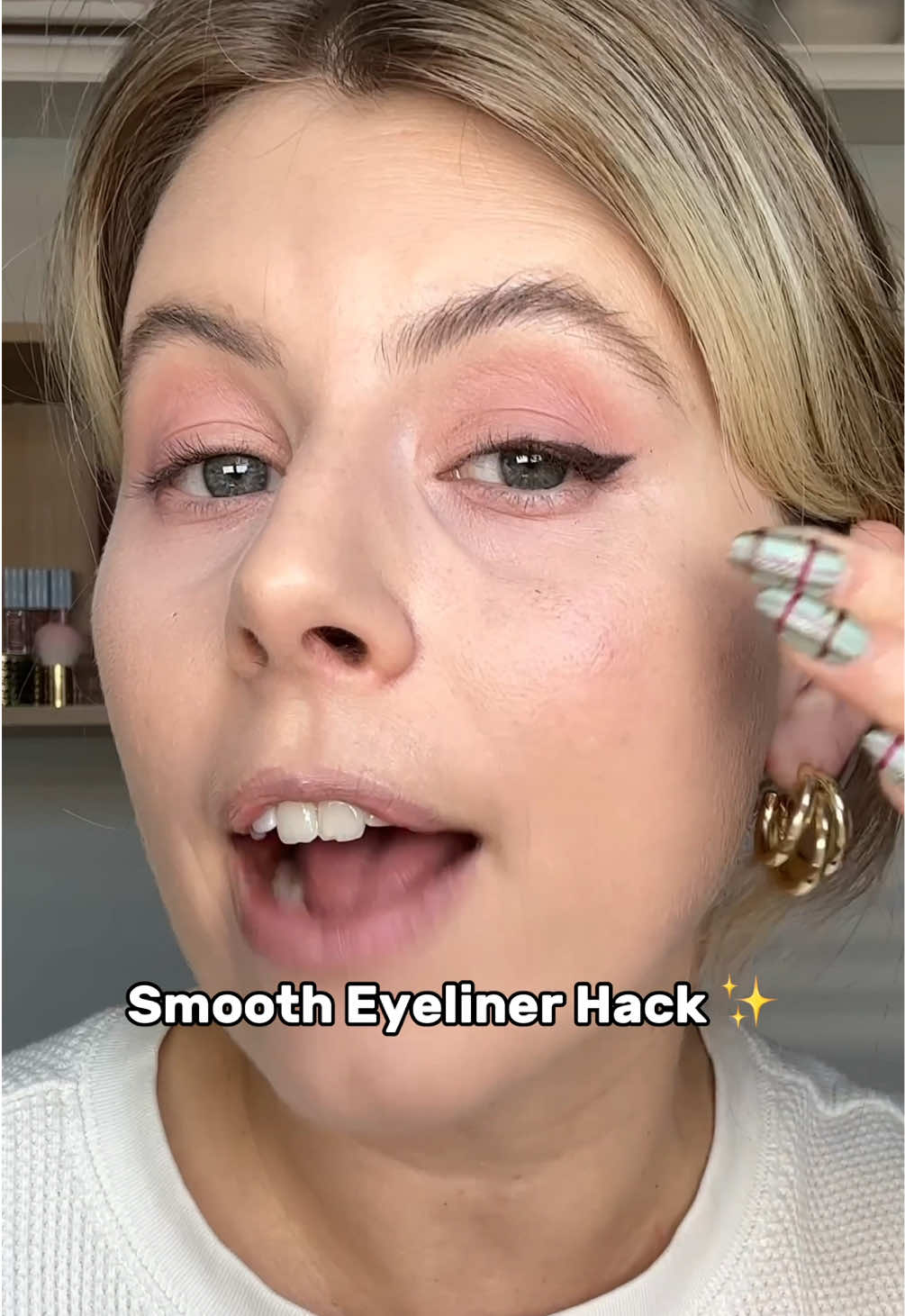 Eyeliner is hard for lots of folks, so if you struggle--you're not alone  @Maybelline NY @Original Beautyblender #eyelinertutorial #easymakeup #hoodedeyes