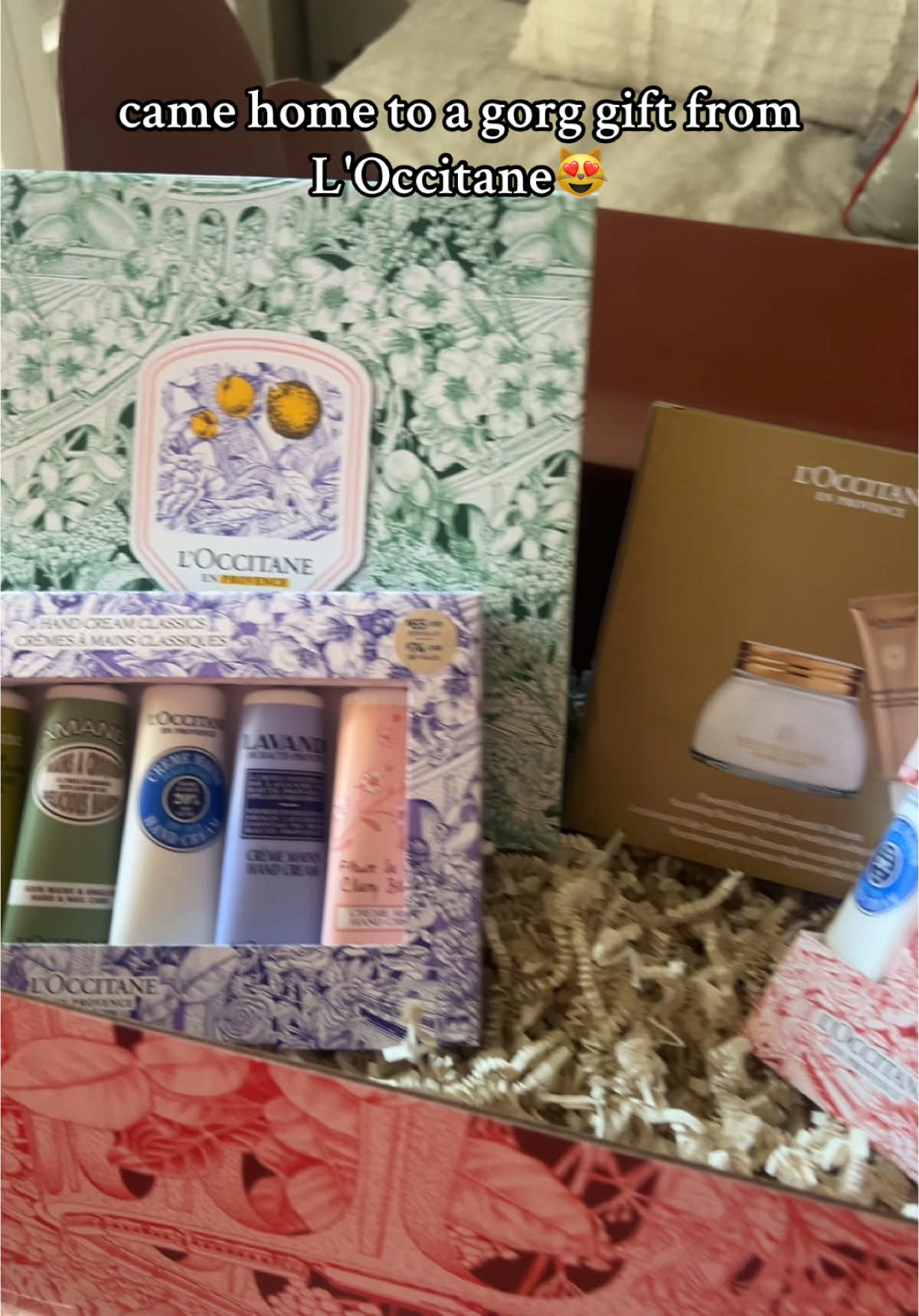 IN MY PR ERA YALLL😻😻😻 #loccigift 