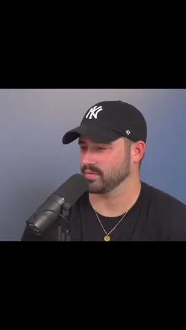 “we love that” 😂😭 #thebasementyard #joesantagato #frankalvarez #podcast #fypシ゚viral #funny #blowthisup 