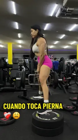 #jessyfit #gym #gymmotivation #GymTok #gymlifestyle #Fitness #leg 