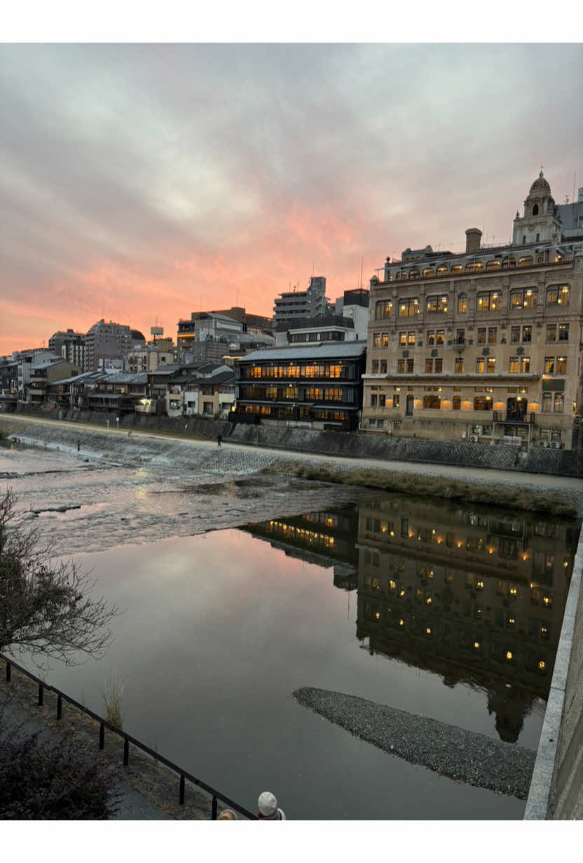 Exploring Kyoto in December is beautiful  📍Kyoto, Japan  📍Kawabatacho Follow @postedbyamanda for more travel content. . . . . . . #mustvisit #kyoto #travel #japan #scenic #fyp #daytrips #visitkyoto #december #winterinjapan