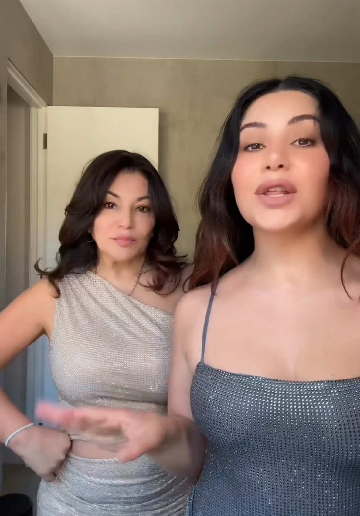 Defining the festive season in a single @Meshki haul  MESHKIMARTHA at checkout  ad 