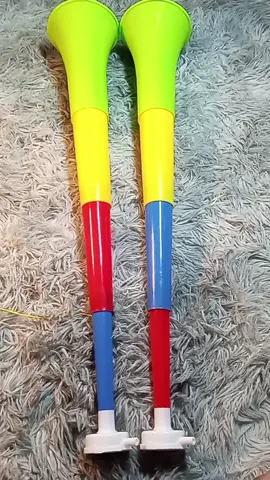 Dito na kayo bumili kung wala pang torotot ang mga anak nyo. Loud Plastic Trumpet Torotot New Year Party Horn Single Music Toys Kid #torortot  #toykids  #newyeartorotot 