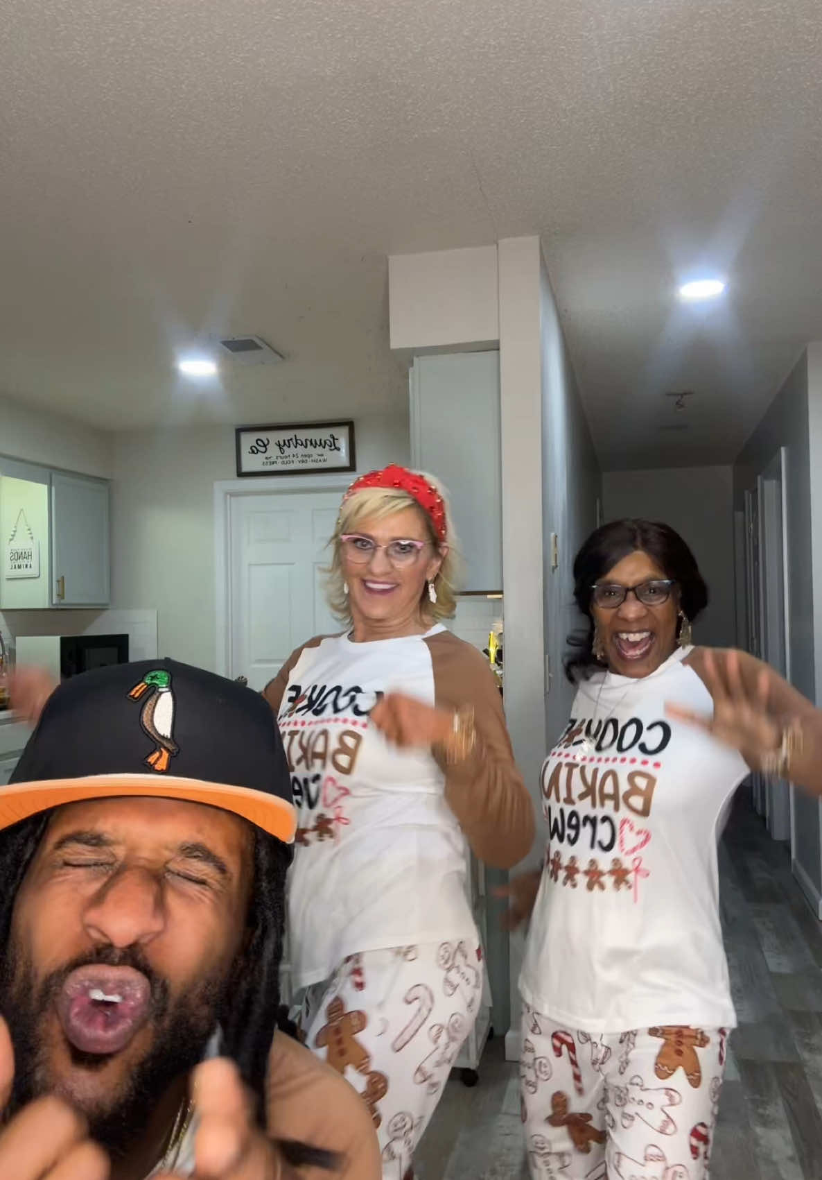 I dont mean to judge but lawdddd🤣🤣🤣 #juicecupbox 