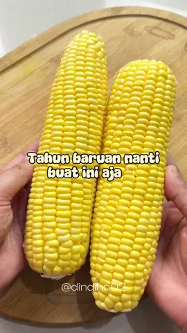 Spicy corn ribs 🌶️ kalau terlalu pedas kurangi aja cabenya ya #corn #spicy #food #cemilan #resepsimple #idemasak #masakansimple #foryou #foryoupage #fyp 