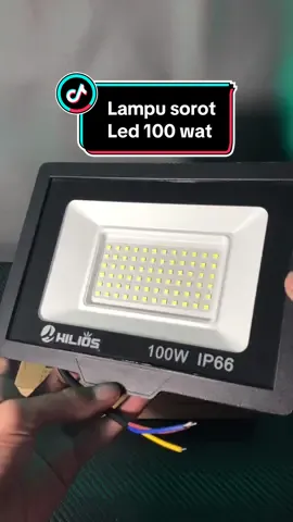Lampu sorot led 100 wat cahaya terang                                                       #lampusorotled #lampusorot #lampuled #cuantanpabatas #gebyarbelanjadesember #megaguncang1212 