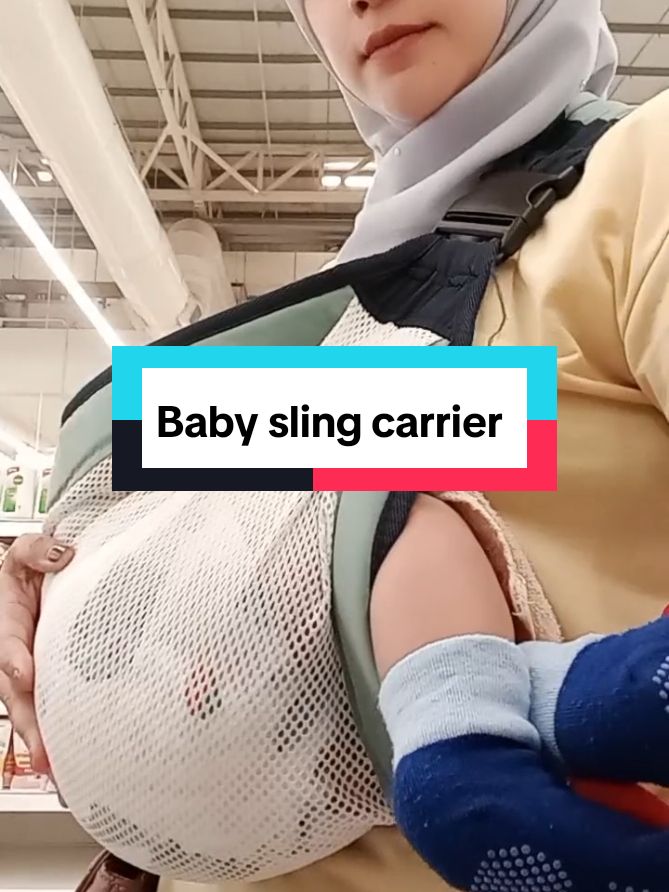 Memang best sangat.. Mommy nk shopping senang.. Tak lenguhhh❤️‍🔥 #slingcarrier #babycarrier #baby 