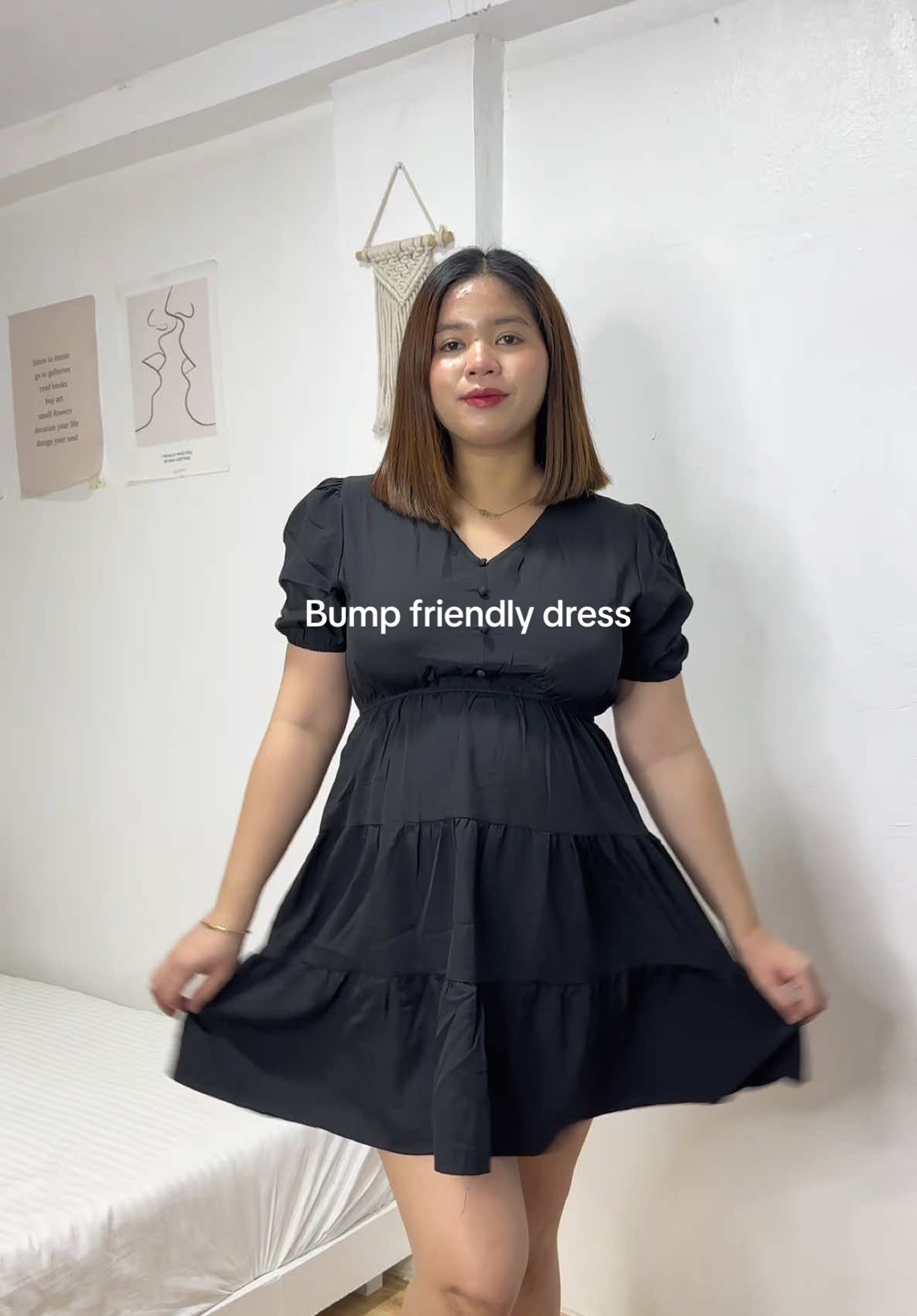Bump friendly dress 🫶🏻  #maternitydress #dressrecommendation #preggymommy #foryoupage #TikTokFashion #outfitidea #errandsoutfit 