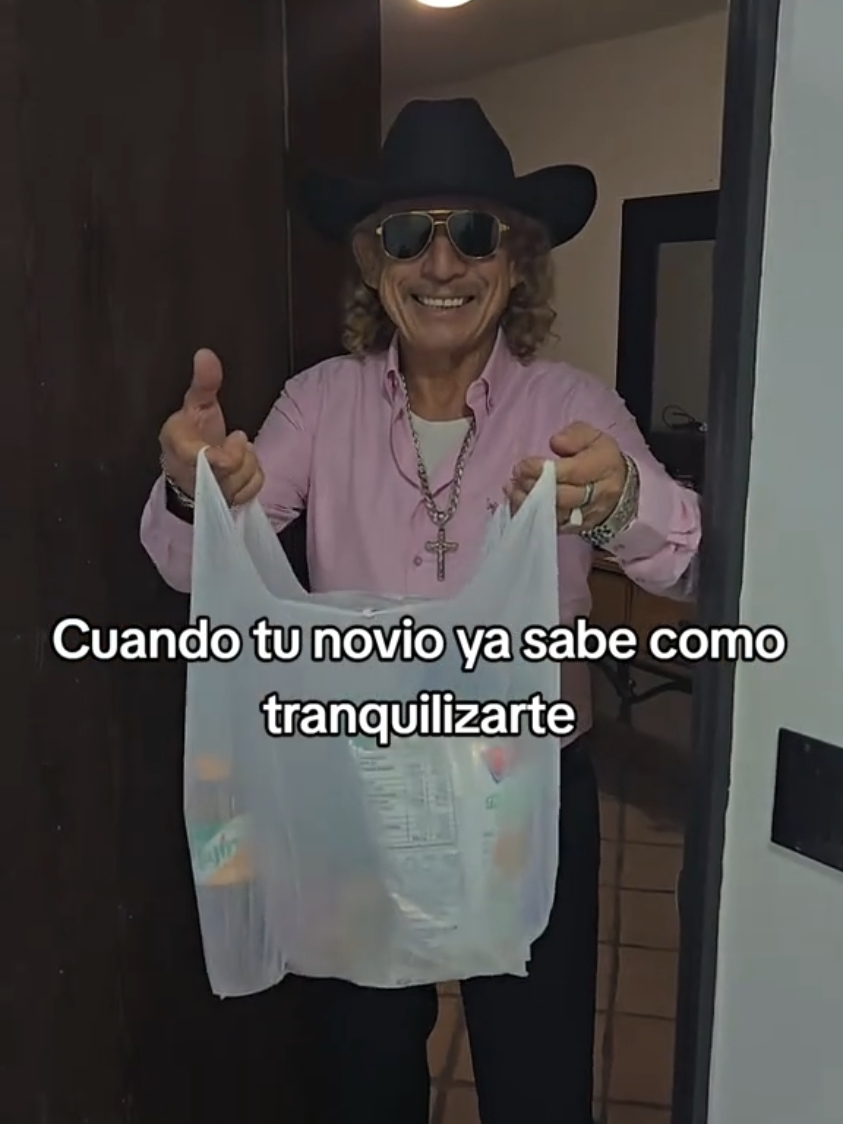 Ni como enojarme si ya sabe como contentarme🤭💖  #amor❤️ #novios #22 #60 #pareja #papitas #frutas #felicidad #viral #paratiiiiiiiiiiiiiiiiiiiiiiiiiiiiiiiiii🦋 #fyp #parati #viral_video #fypシ #nocturno 