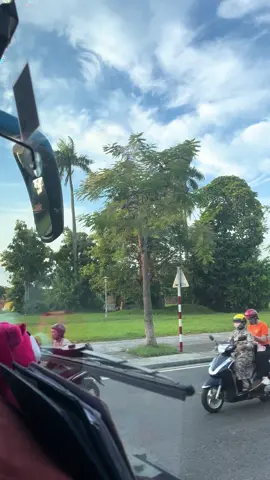 Huế Mộng Huế Mơ #xuhuong #viralvideo #nhaxebaoyen75🇻🇳 #thinhhanh @𝓑𝓾̀𝓲 𝓥𝓲𝓮̣̂𝓽 𝓐𝓷𝓱 🤪🚌 @Thành Nguyễn ✅ @phúc khang phát @Hù nè 