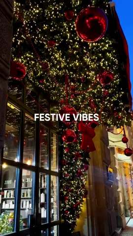 From twinkling lights to cozy vibes, the city comes alive with holiday cheer. ✨ Baku in December is pure festive magic! 🎄🎁 Explore the winter wonderland and feel the warmth of Baku's December spirit! 📸 @Ada  #azerbaijantravel #azerbaijan #experienceazerbaijan #takeanotherlook