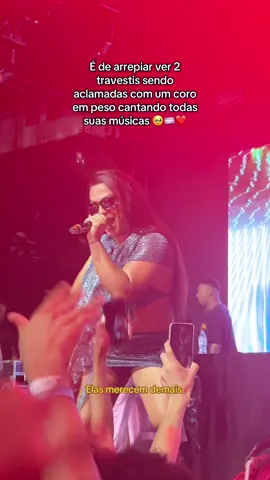 Que show foda, fiquei arrepiado do início ao fim @Irmãs de Pau #cantora #fouryou #irmasdepau #funk #saopaulo 