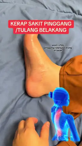 Urut sendiri point reflek di kaki kalau  penat sangat tulang belakang. Cuba la..best tidur nnti. Sapu minyak panas sikit atau ointment cream #urutdiy #urutdirumah #pointtulangbelakang #reflexology 