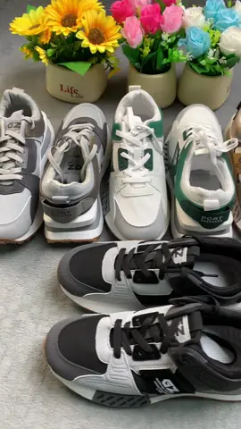 Trending Sneakers🔥🔥#men #comfy #footwear #spotlight #tiktokmademebuyit #dealdrops #giftforhim #christmasgifts #dailywear #fallfashion #sneakers #falloutfits 