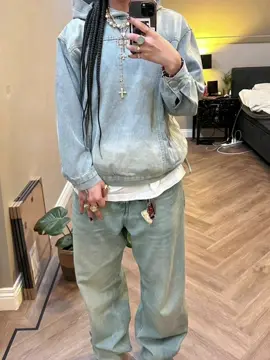 ##fashion #streetwear #StreetStyle #moodboard #pinterest #style #ahs #OOTD #outfit #outfitideas #baggyjeans 