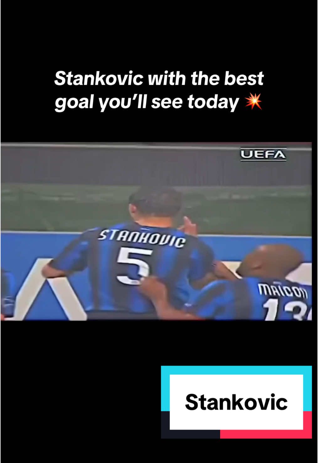 Who remembers this legendary goal from the legendary player 🔥 #dejanstankovic #intermilano🔵⚫️ #longshot #bestgoal #footballvideo 