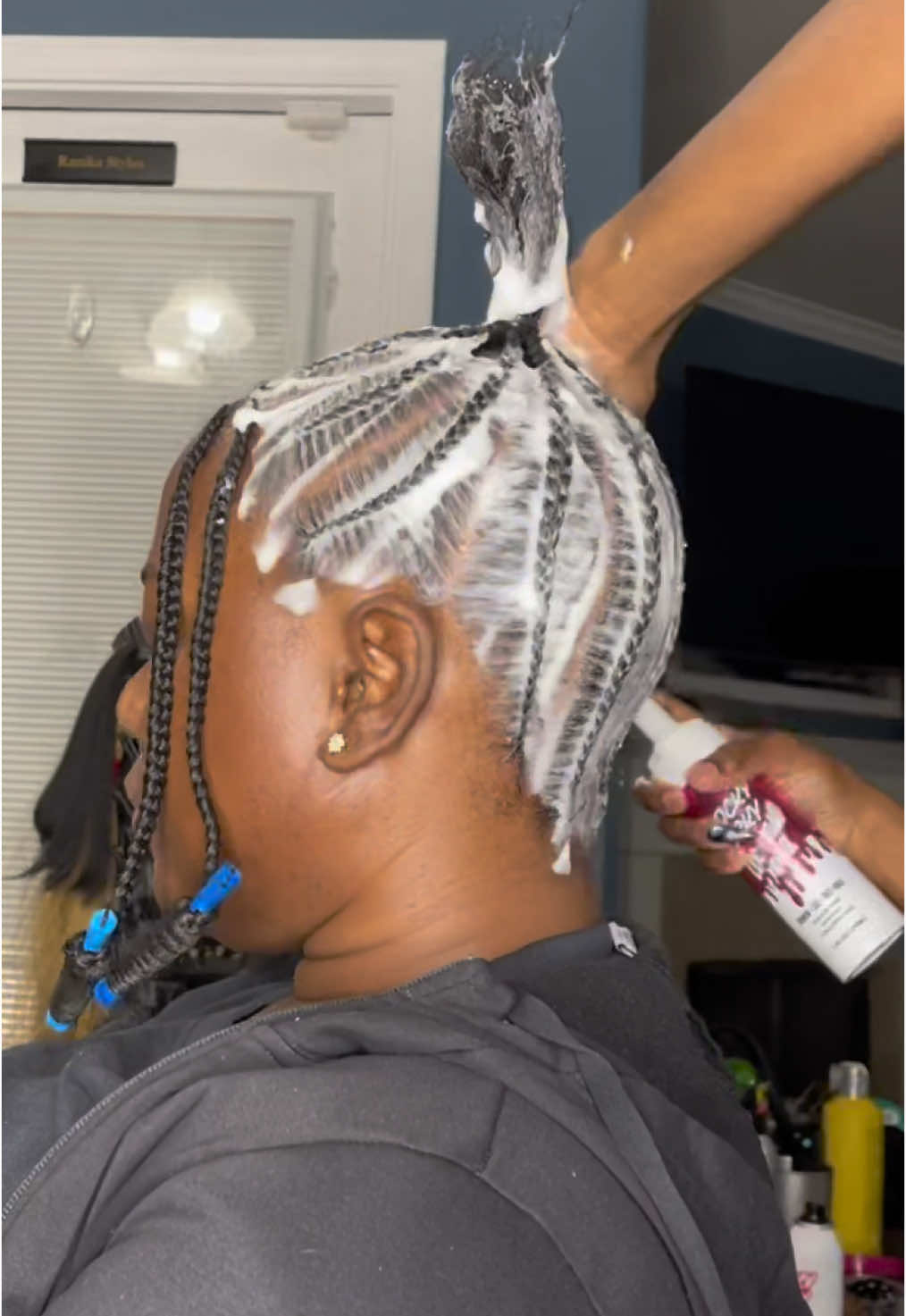 #StickyIcky loc n braid mousse 🔥🔥🔥🔥🔥🔥🔥🔥🔥🔥🔥  Use Code: RSTYLES10 for discount  #fypシ #fypシ゚viral #braids #braidstutorial #braid #braidersontiktok #braider #braidstyles #stitchbraids #hair