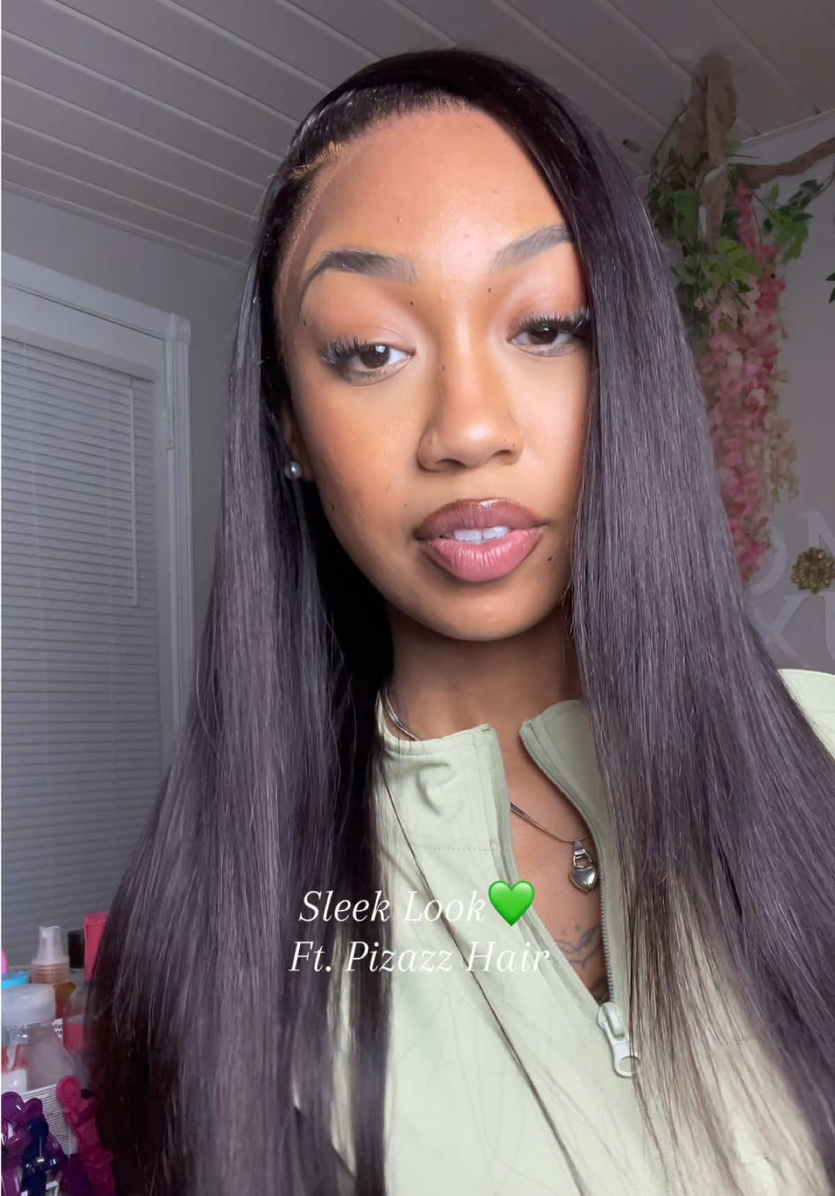 I love this look 😍 @pizazzhairstore @Pizazz Hair Shop #pizazzhair #straighthair #wiginstall #sleekhair #lilleedeamori 
