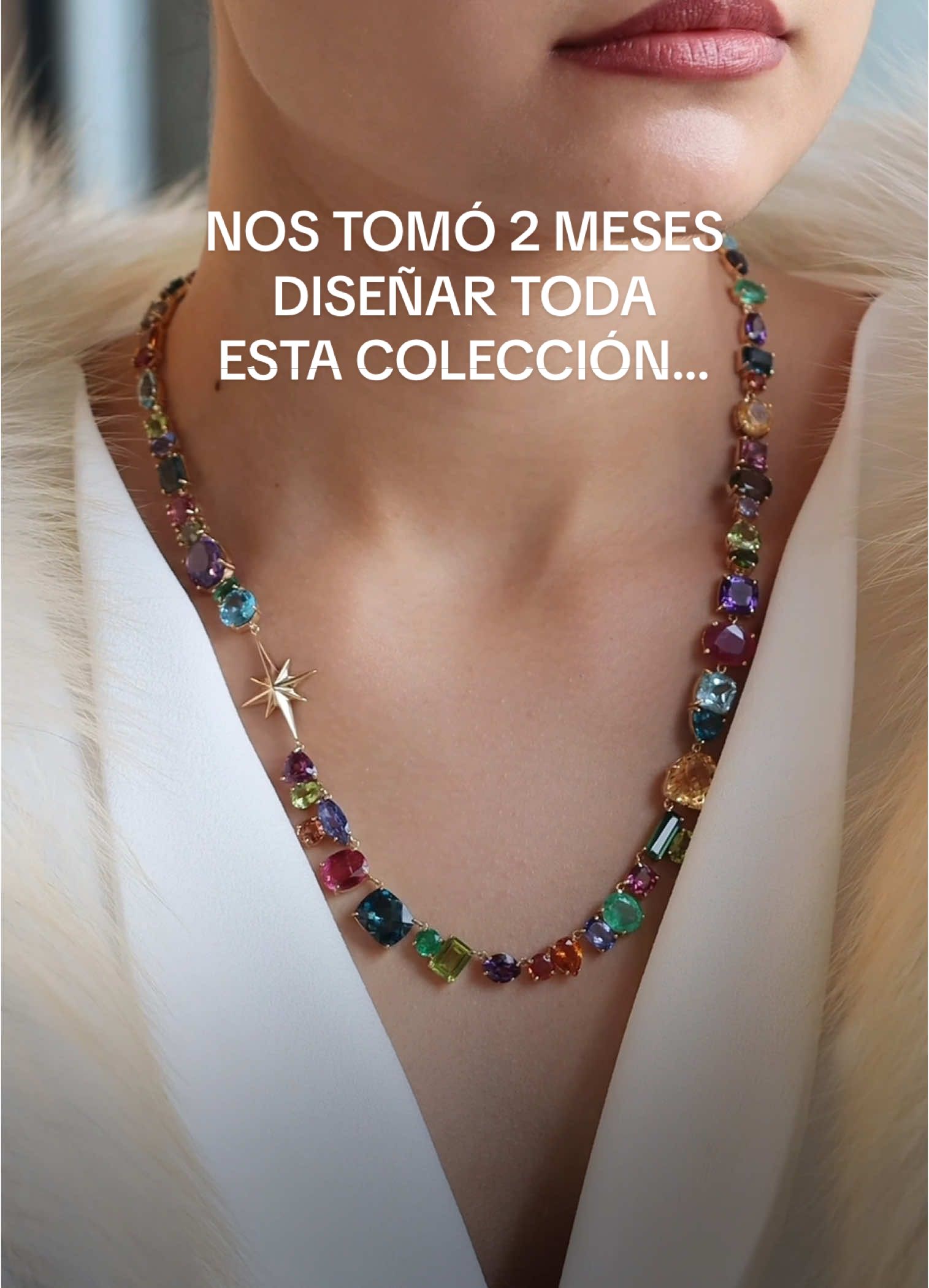 Una colección ÚNICA y llena de MAGIA 💫 En esta historia quiero platicarte cómo nació nuestra nueva colección Prismatic ✨ Desde los bocetos iniciales hasta la selección de cada piedra de cada joya, nos tomó más de 2 meses poder crear las piezas que hoy ves aquí 🤩 ¿Qué te parece? Encuéntralas ya disponibles en nuestra página web y en nuestra boutique ⭐️  _____ #MariaSalinasMx #JoyeriaDeAutor 