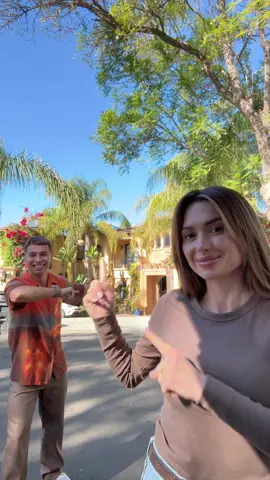 Podczas naszego pobytu w Los Angeles odwiedziliśmy dwa legendarne miejsca, kojarzycie? ✌️