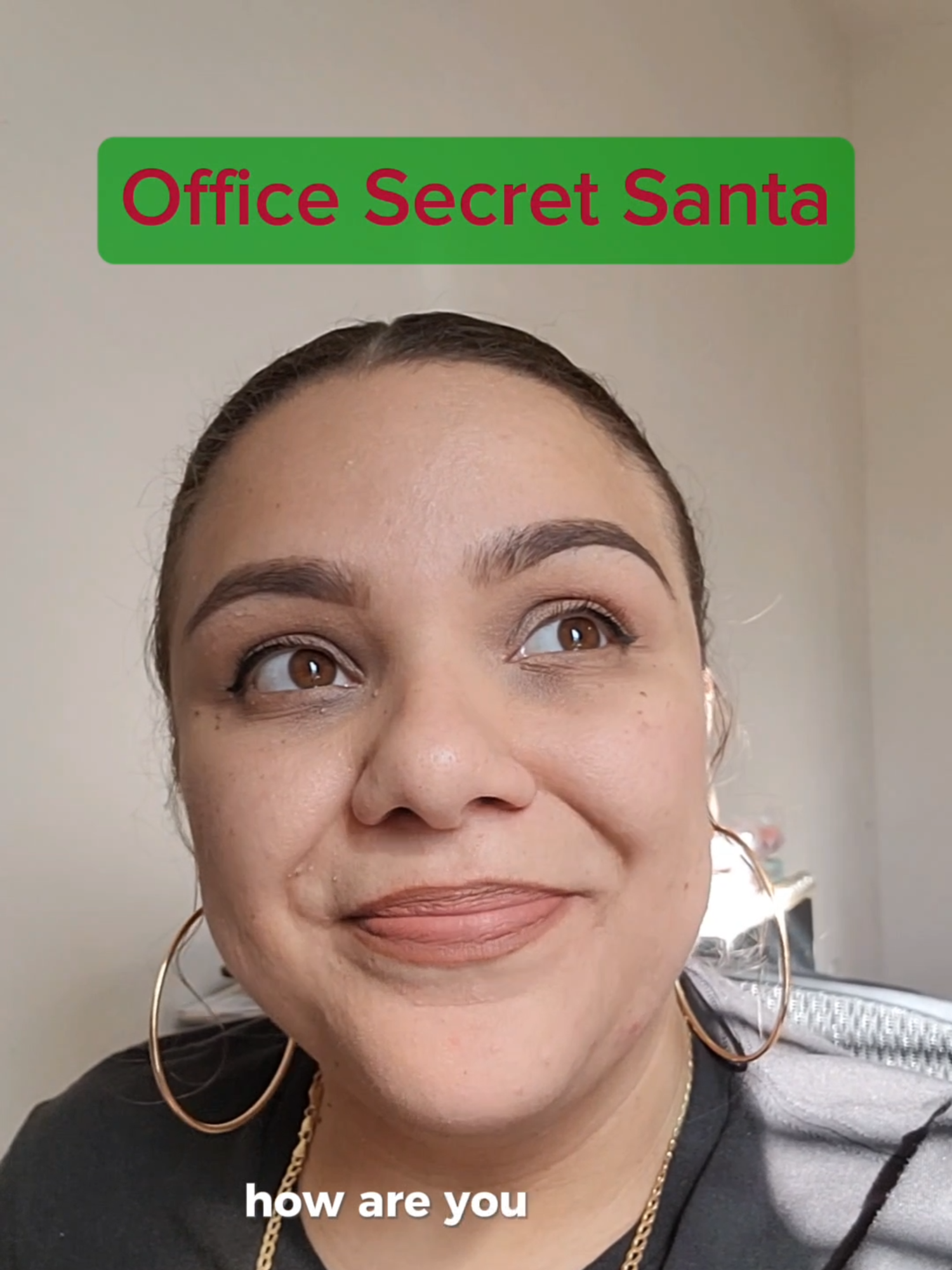 I just know I am not the only one who no longer participates in gift exchanges. I REFUSE. One time I received a used endoscope, another time I received 2 rolls of toilet paper. I will buy my own gifts and we can all be happy. What is the worst gift you've received from a gift exchange? #fyp #latina #corporateamerica #skit #boricua #nuyorican #workplaceproblems #merrychristmas #secretsanta #giftexchange