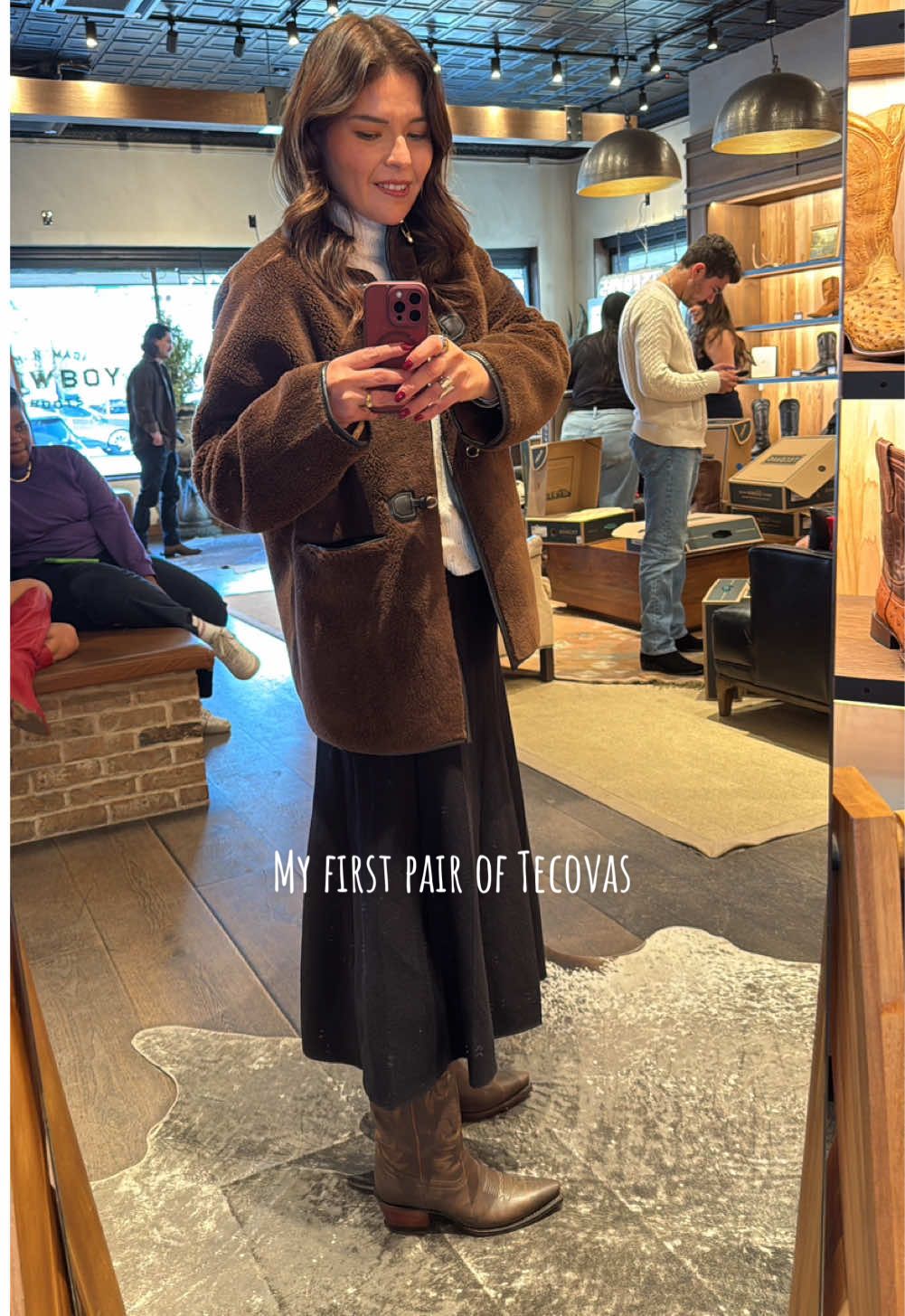 Merry Christmas to me!🎄🎁 Mi primer par de botas @Tecovas  #westernboots #tecovas #cafetecovas #tecovasannie #theannieboots #botastecovas #southcongress #austin #botasvaqueras