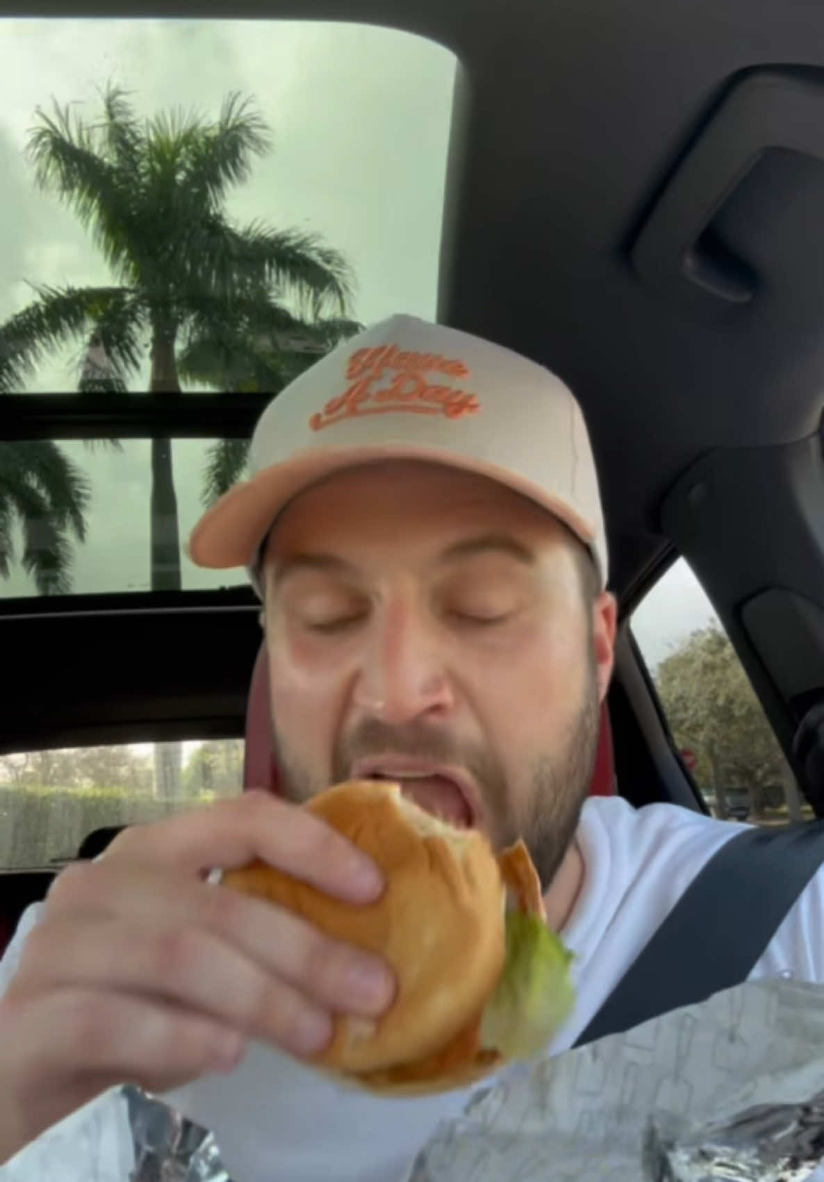Few things in the #FeedBob world are a sure thing. But when you are talking about the @wendys Spicy Chicken Sandwich, there is ZERO doubt in the air. The Wendy's Spicy Chicken Sandwich is now $3.99 with in-app purchase. #FeedBob x Wendy’s is a combo I never want to see end. Spicy Chicken Sandwich to the Moon, Wendy’s to Mars. #WendysPartner