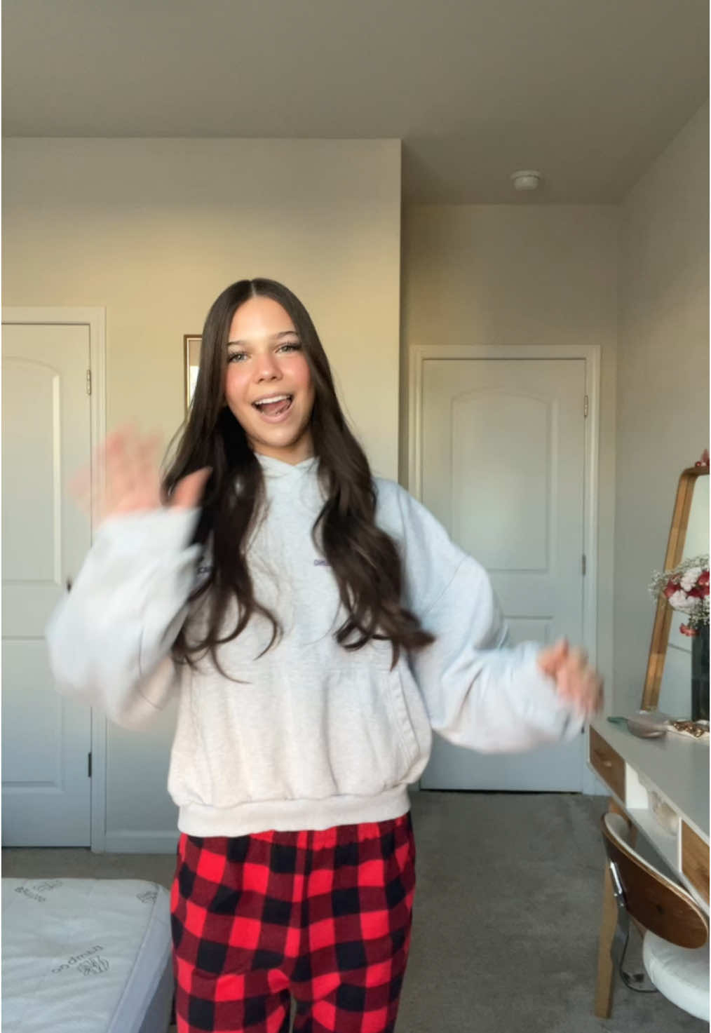 merry christmas eve eve 🎅🏼 #fyp #Jesuslovesyou #Jesus #dance @SCUFFERS 