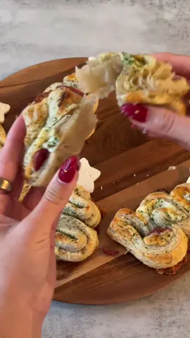 These irresistible holiday appetizers will disappear in no time—trust me, they’re THAT good! 🎄🧀✨ #FiorucciFoods #FiorucciPartner @Fiorucci Foods #HolidayEntertaining 