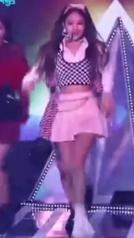 #JENNIE : KKK a qualidade ficou batata mesmo, pedido: @Daph ! 💘 ( BP’s wife )  . . .#blackpink #fancam #moots? #moot2022 #fyp #viral 