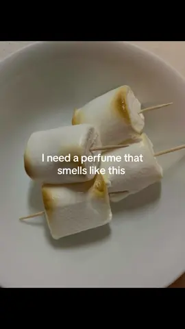 PLEASEEE someone recomend me somthing, i used to have the Victorias Secret Sparkling Créme (but its discontinued💔) and i havent been able to find anything that smells as good as that😔 #perfumetok #perfume #help #marshmallow #vanilla #coconut #scent #soft 