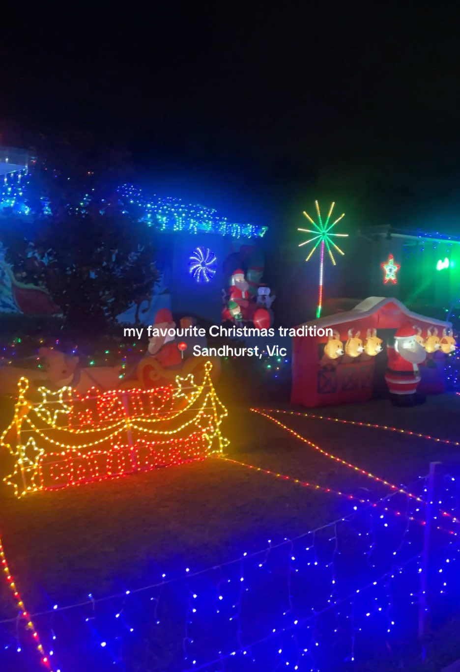 Such a fun night with the family ✨ #christmastraditions #christmaslights  #christmas #aussiemum #melbournemum #melbourne 