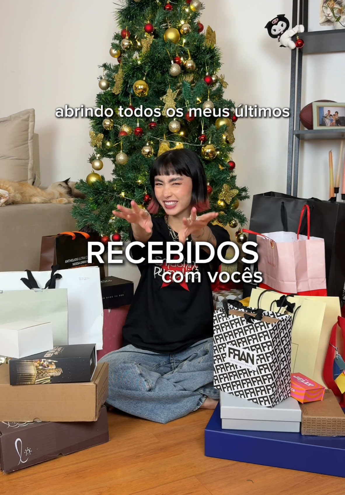 melhor natal de todossss🥹❤️🎁⭐️feliz d+++ obrigada mesmo, tds as marcas!!! eu ameiiii e já vou dividir com minha família✨ #recebidos #mimos #influencer #fashion #sarinagomes 